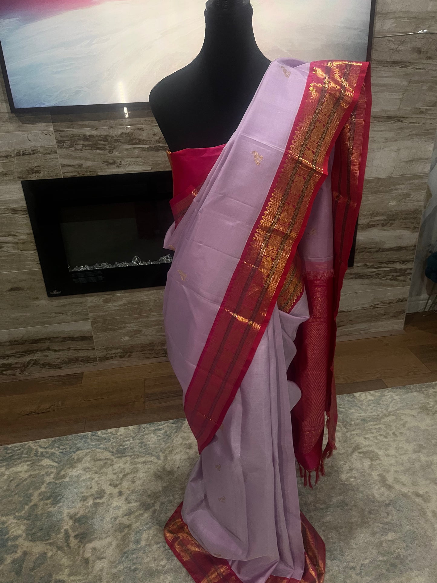 Hamsalekha (ಹಂಸಲೇಖಾ) – Lavender Pink and Dark Rani Pink Kanjeevaram Pure Silk Saree