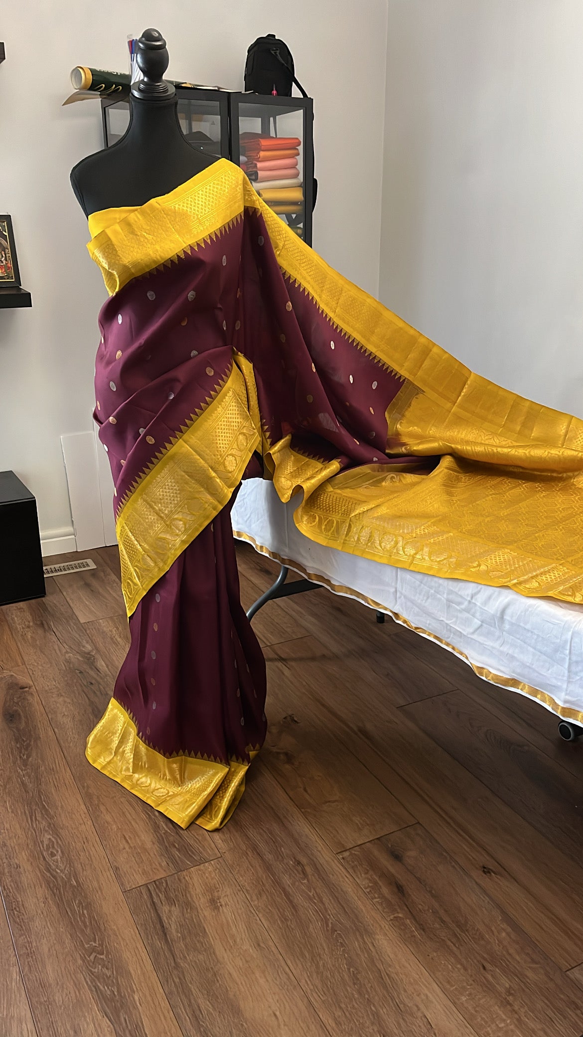 Harini (ಹರಿಣಿ) – Wine & Mustard Yellow Gadwal Pure Silk Saree