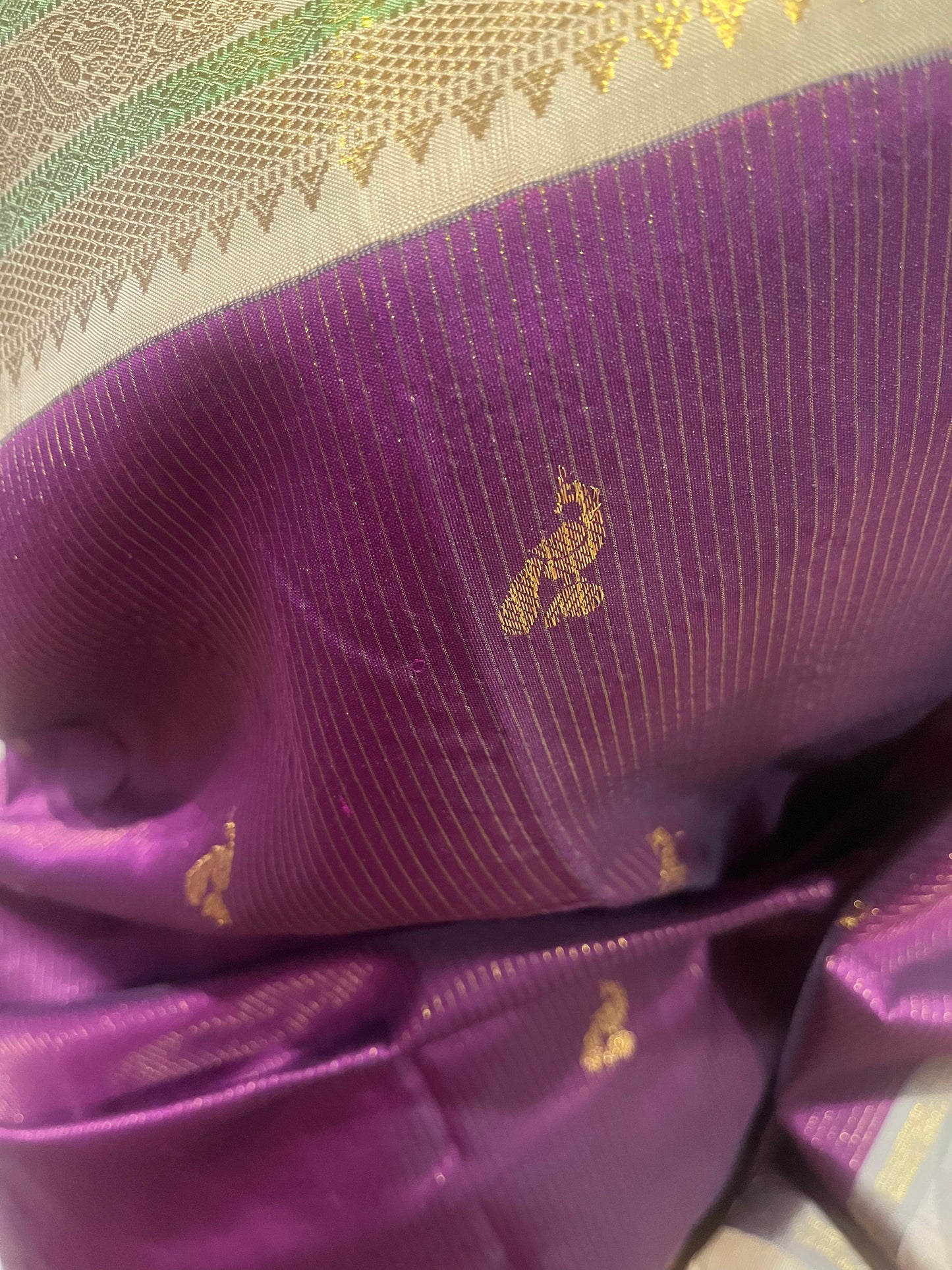 Vasundhara – Wine Red & Pearl White Kanjeevaram Pure Silk Saree