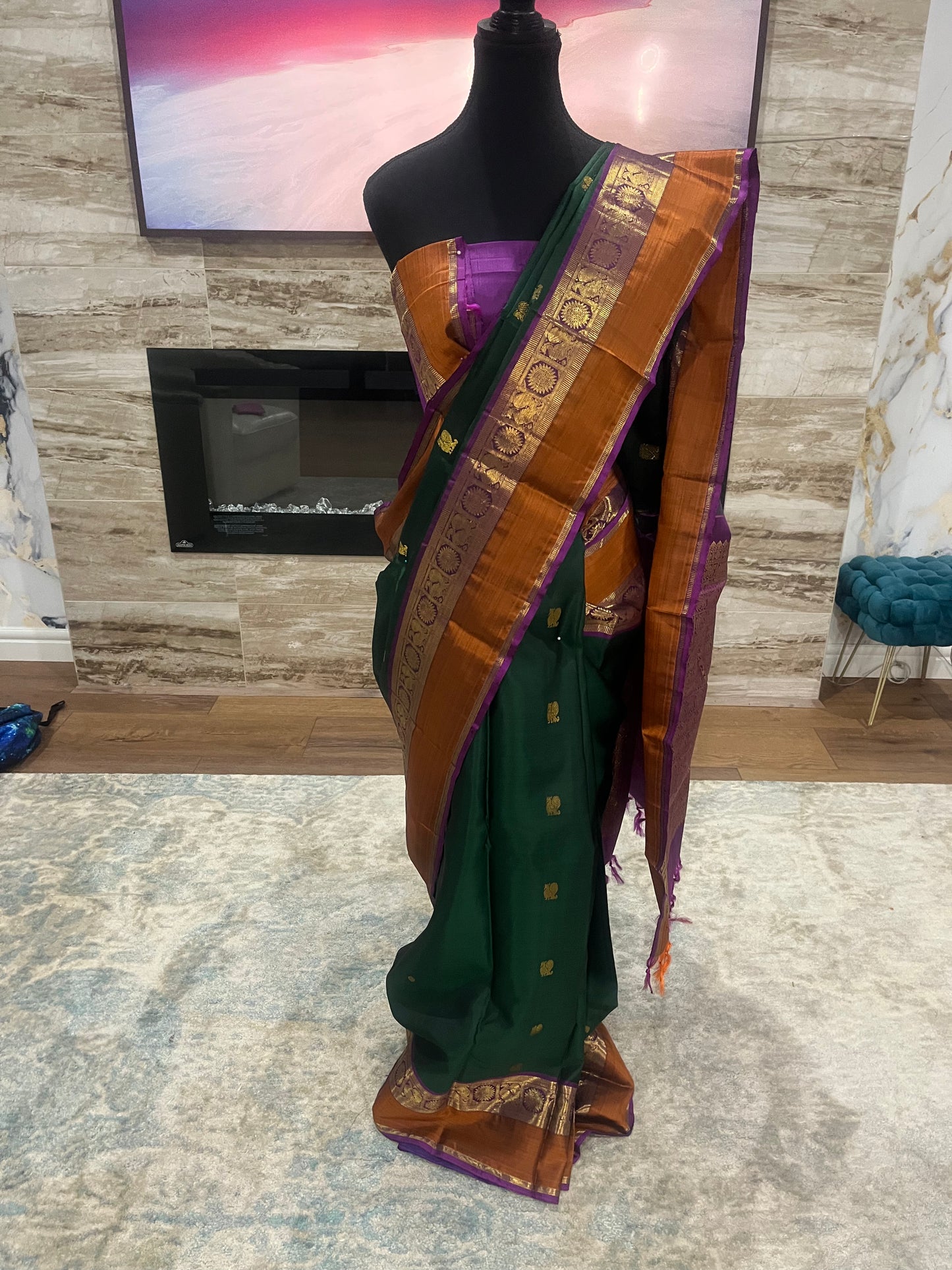 Sumedha (ಸुमೇಧಾ) – Dark Green & Wine Purple Korvai Kanjeevaram Pure Silk Saree