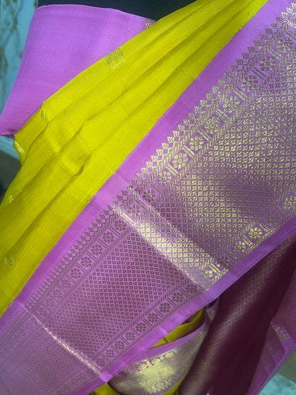 Lalitha (ಲಲಿತಾ) – Turmeric yellow & Powder Pink Korvai Kanjeevaram Pure Silk Saree