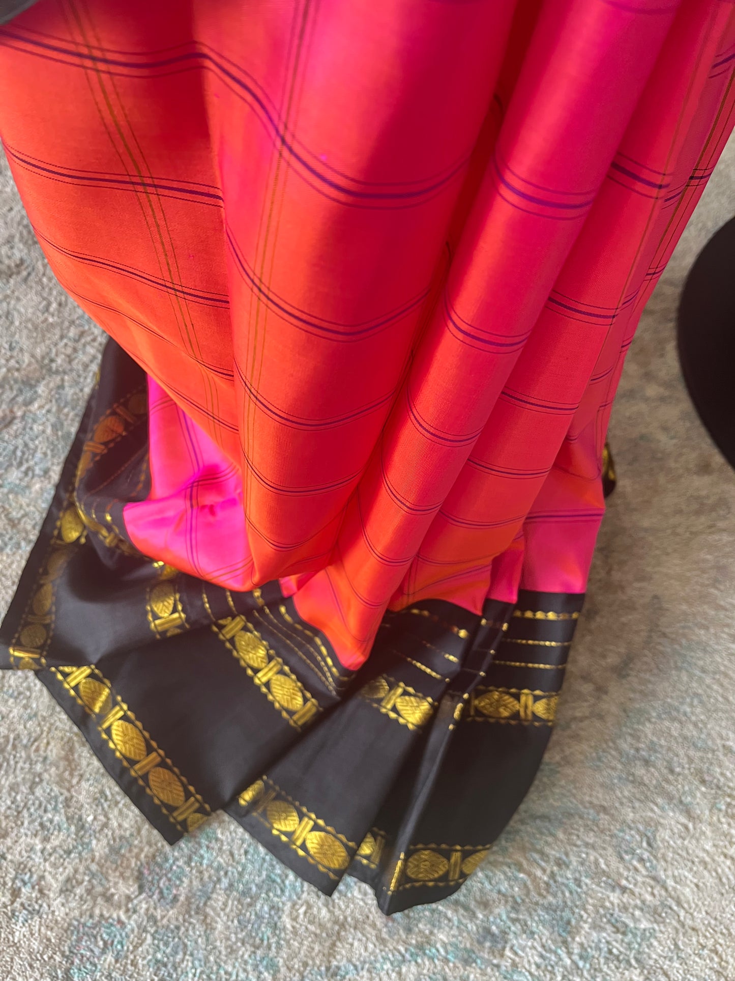 Vaishnavi (ವೈಷ್ಣವಿ) – Dark Pink & Orange Dual-Tone Kanjeevaram Pure Silk Saree