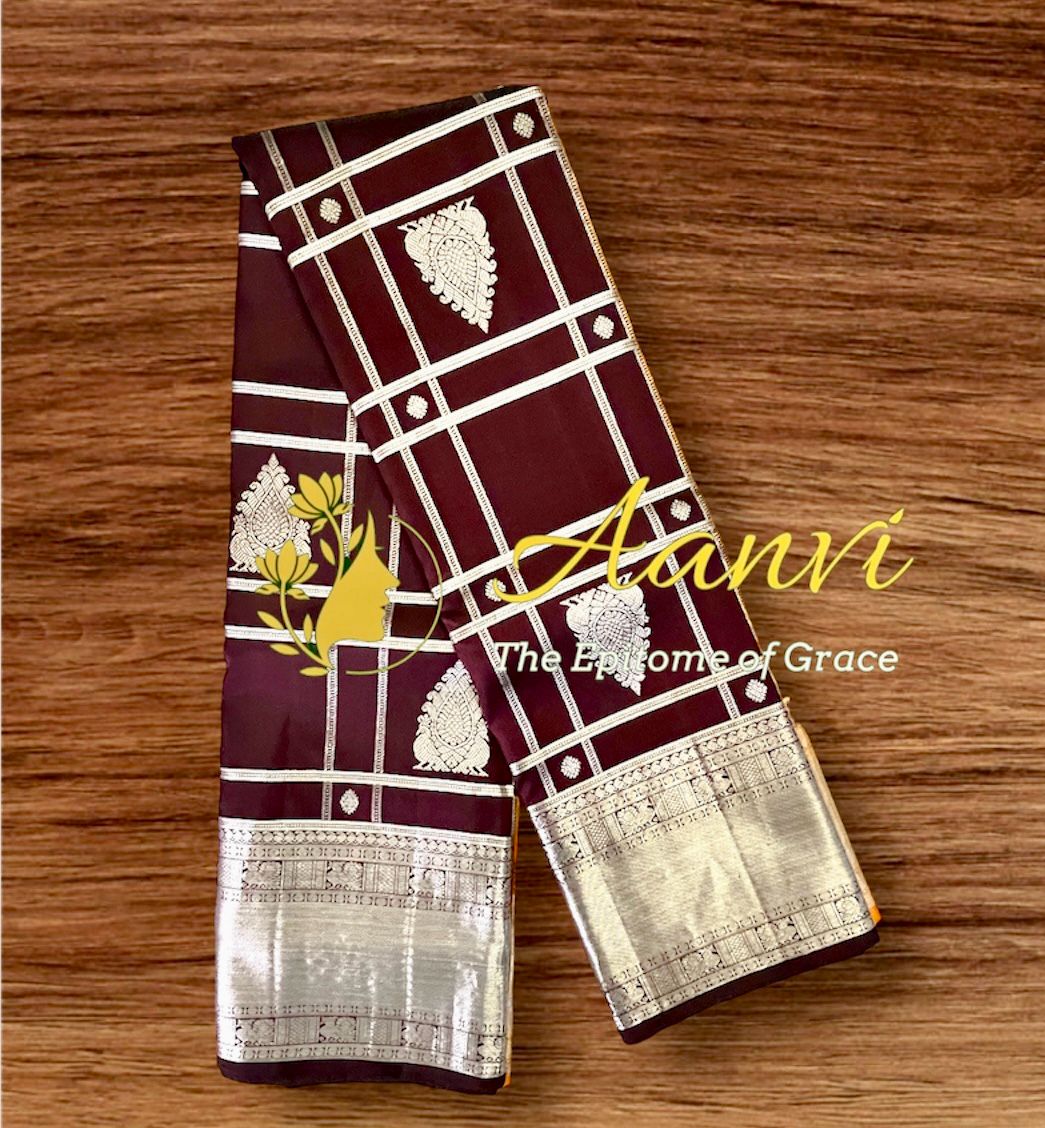 Vaidehi – Chocolate Brown Kattam Kanjeevaram with Pure Silver Zari